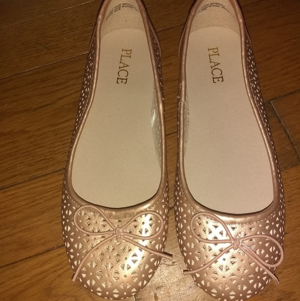 ROSE GOLD FLATS
